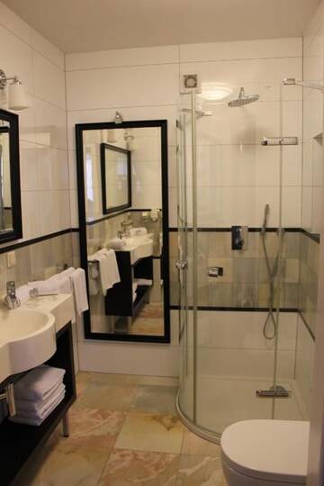 Фото номера Апартаменты (для 4 взрослых) Отель Hotel Kazimierzówka г. Казимеж-Дольны 6